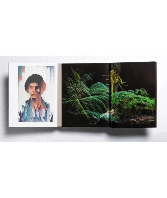 Thomas Lélu & Marine Neuilly / Let's Take Pics We Can Never Post